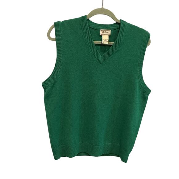 Vintage L.L.Bean Mens Lamb's Wool Sweater Vest Size Medium Kelly Green Preppy - Picture 1 of 5